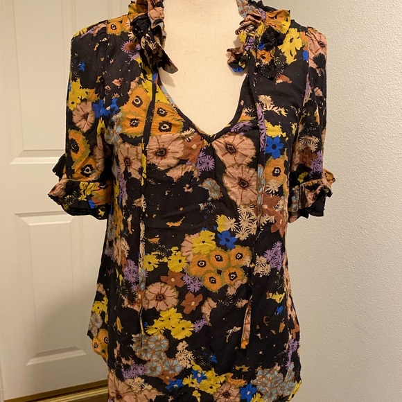 Odille Women’s Floral Ruffle Neck Short Sleeve Rayon Top 10 - Picture 1 of 10